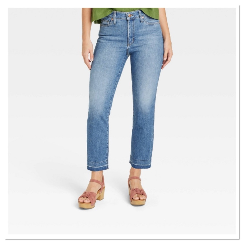 Women’s High-Rise Bootcut Jeans Medium Wash Universal Thread